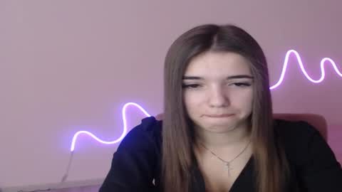 Olivia online show from December 15, 6:48 pm