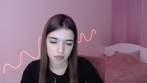 Olivia online show from December 18, 6:25 pm