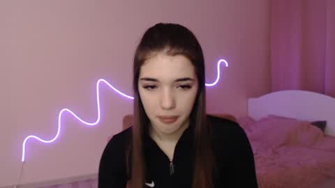 Olivia online show from January 2, 3:40 pm