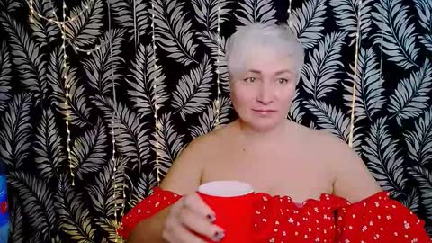 Kelly online show from November 25, 10:26 am