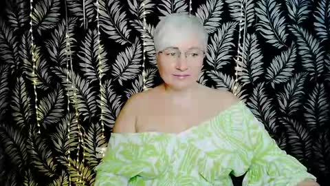 Kelly online show from July 12, 10:17 am