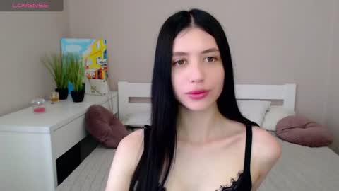 Snapshot of oliviarichi chatting on June 25, 7:02 am oliviarichi online show from June 25, 7:02 am