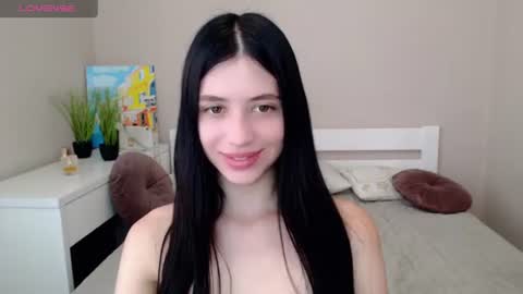 Snapshot of oliviarichi chatting on July 26, 10:44 am oliviarichi online show from July 26, 10:44 am