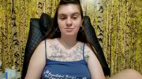 Snapshot of oliviasager chatting on June 14, 3:52 am Mistress Olivia online show from June 14, 3:52 am