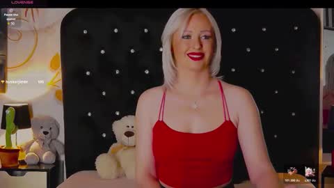 Olivia online show from December 20, 10:28 pm