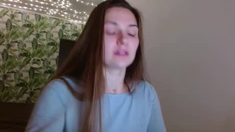 Olivia online show from December 16, 5:12 am