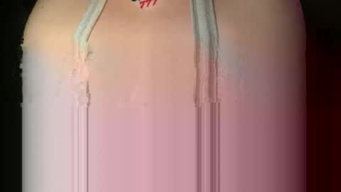 Snapshot of oliviaskies chatting on May 26, 8:49 pm Olivia baby online show from May 26, 8:49 pm
