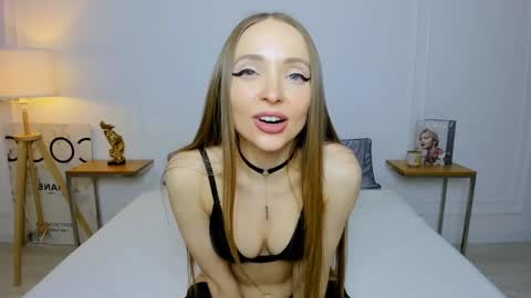 Olivia online show from March 12, 5:46 am