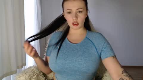 ollie_jamess online show from January 30, 2:58 pm