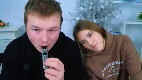 Olli and Stiw online show from November 25, 8:25 am