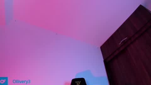     online show from December 6, 5:42 am