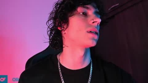     online show from December 15, 4:51 am