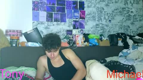Snapshot of ololkd chatting on May 14, 8:21 am Tony online show from May 14, 8:21 am