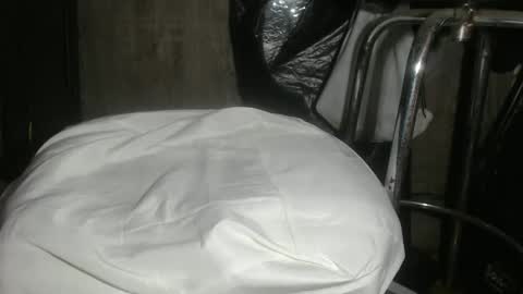 Snapshot of oly10022020 chatting on March 13, 11:50 am OlySantos online show from March 13, 11:50 am