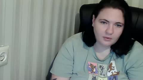 OlyaAndNetty online show from October 19, 3:01 pm