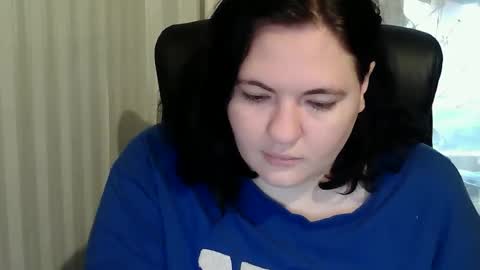 OlyaAndNetty online show from October 22, 6:57 am