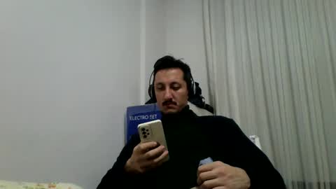 Snapshot of omercock1 chatting on December 17, 9:49 pm omy pm me online show from December 17, 9:49 pm