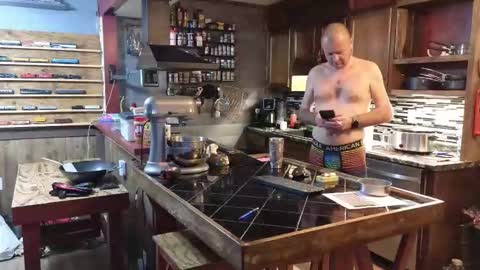 Snapshot of omfgy chatting on January 8, 7:05 pm Norm online show from January 8, 7:05 pm