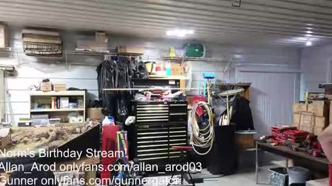 Snapshot of omfgy chatting on January 31, 7:34 pm Norm online show from January 31, 7:34 pm