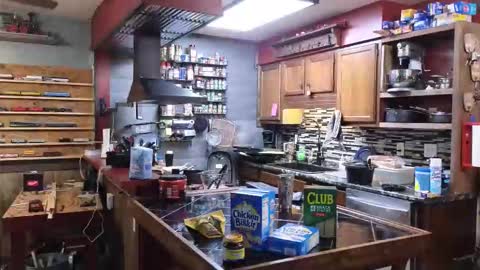 Snapshot of omfgy chatting on February 20, 11:05 pm Norm online show from February 20, 11:05 pm