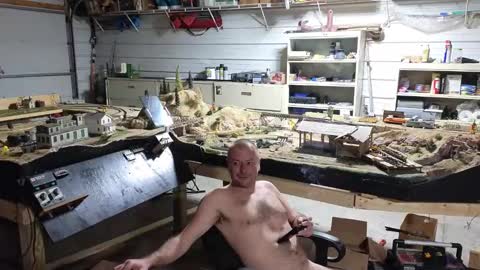 Snapshot of omfgy chatting on February 22, 7:01 pm Norm online show from February 22, 7:01 pm