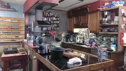 Snapshot of omfgy chatting on February 27, 9:48 pm Norm online show from February 27, 9:48 pm