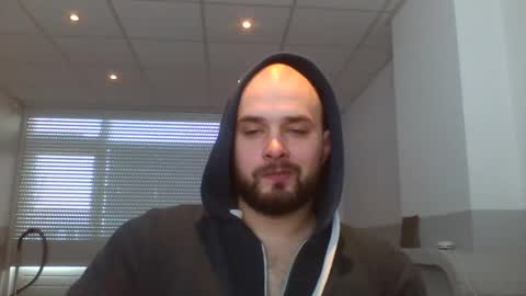 omgwhereim online show from December 3, 10:39 am