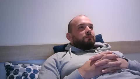 omgwhereim online show from September 13, 6:18 pm