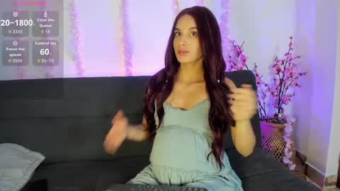 Violette online show from February 8, 2:59 am