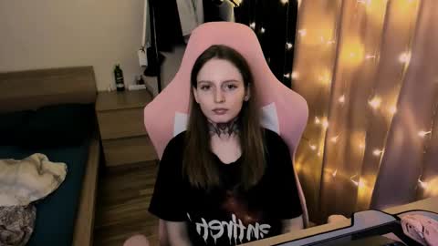 on_yxxx online show from September 8, 8:19 pm