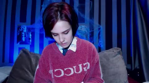 onaloon online show from November 5, 1:27 am