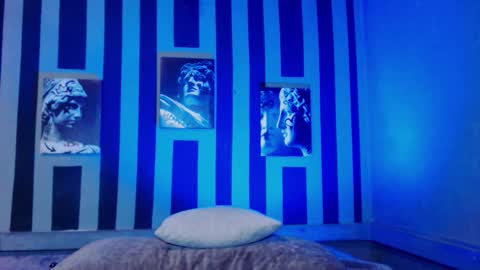 onaloon online show from March 11, 2:28 am