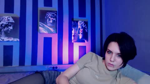 onaloon online show from March 12, 4:18 am