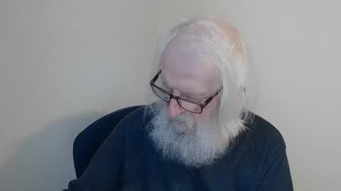 Somewhere over the rainbow online show from January 10, 8:05 am