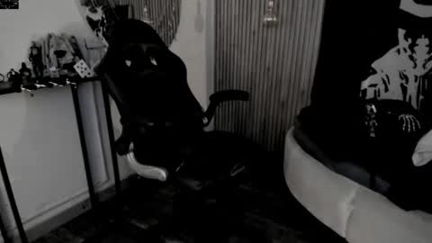     ... online show from April 30, 9:19 pm