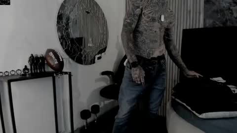 Snapshot of onceagain97_ chatting on May 9, 7:52 pm ... online show from May 9, 7:52 pm
