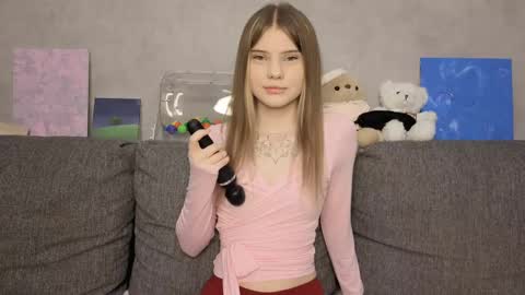 Eva online show from May 16, 1:21 pm