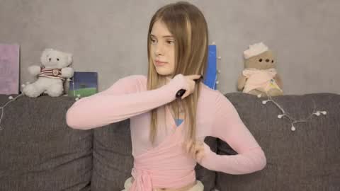 Eva online show from May 27, 1:41 pm