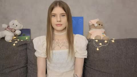 Eva online show from May 31, 1:18 pm