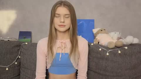 Eva online show from June 12, 1:32 pm