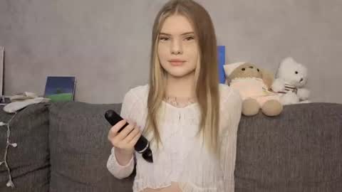 Eva online show from June 24, 1:54 pm