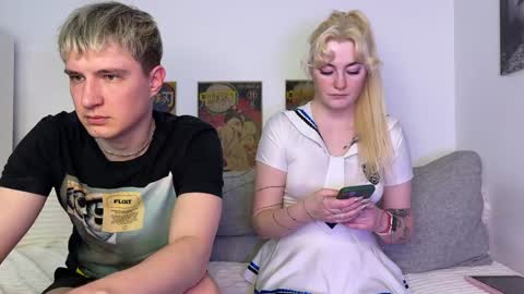 Snapshot of one_punch_cum chatting on March 5, 1:17 pm couple Lu sexy chick in middle and Jimmyblonde our friend Brianglasses online show from March 5, 1:17 pm