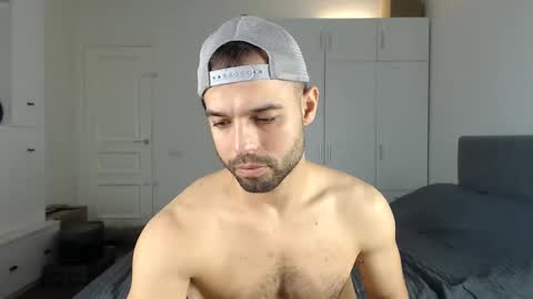 Snapshot of onebestlover chatting on November 5, 8:47 am onebestlover online show from November 5, 8:47 am