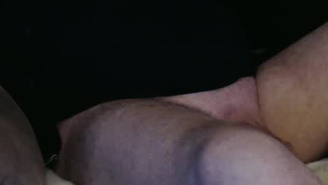 Snapshot of onehanglow chatting on January 30, 1:22 am Butch online show from January 30, 1:22 am