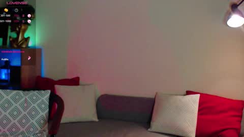  ONLINE   online show from December 14, 8:24 pm