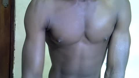 Snapshot of oneinamillionguy chatting on October 30, 6:04 am oneinamillionguy online show from October 30, 6:04 am