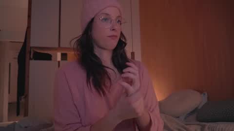 Snapshot of onelittlemermaid chatting on December 29, 7:22 pm Ariel online show from December 29, 7:22 pm