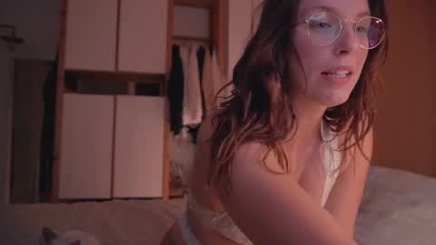 Snapshot of onelittlemermaid chatting on December 30, 9:29 pm Ariel online show from December 30, 9:29 pm