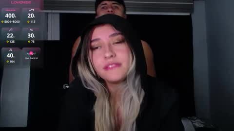 Snapshot of onemore_cum chatting on December 19, 9:44 pm YIN MIGUEL online show from December 19, 9:44 pm