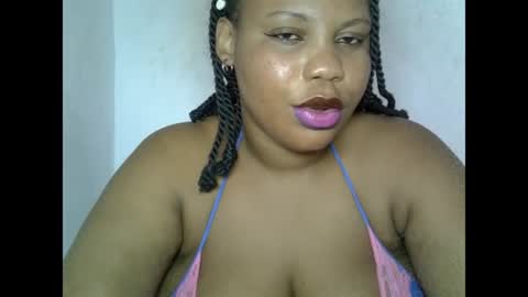 Snapshot of oneofdbestchubbygaloncb chatting on June 30, 2:51 pm oneofdbestchubbygaloncb online show from June 30, 2:51 pm